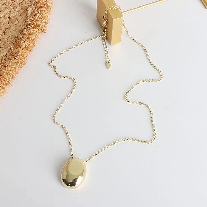 Trendy Geometric Oval Pendant Necklace