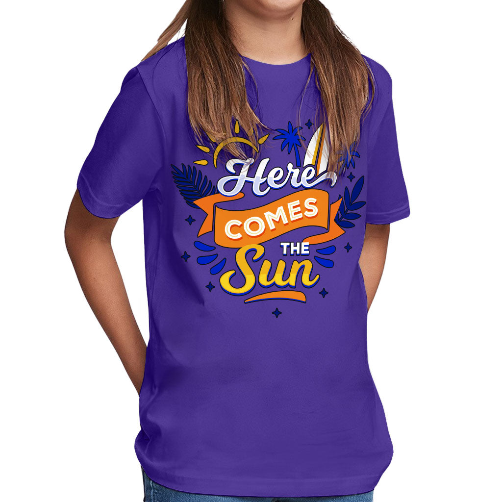 Here Comes the Sun Kids' Classic Fit T-Shirt - Cute T-Shirt - Themed Classic Fit Tee