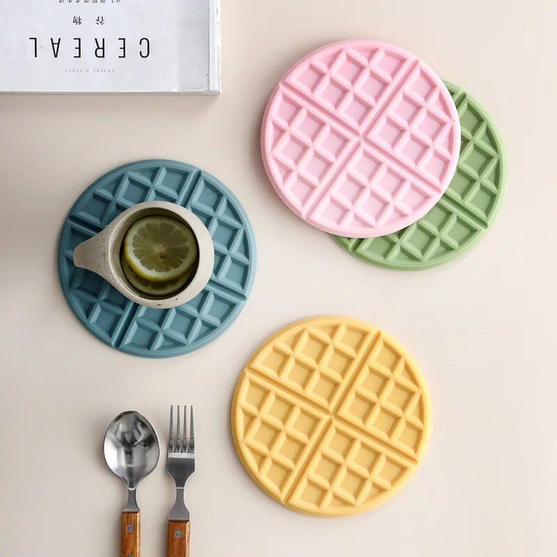 Heat-Resistant Silicone Waffle Trivet - Multipurpose Table Mat and Pot Holder