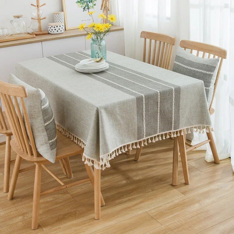 Elegant Tassel-Stitched Polyester Tablecloth