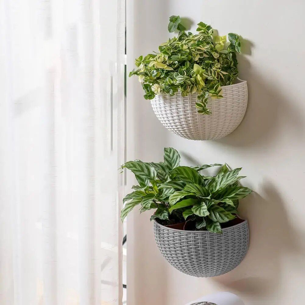 Elegant Semi-circular Rattan-Style Wall-Mounted Planter for Home and Garden