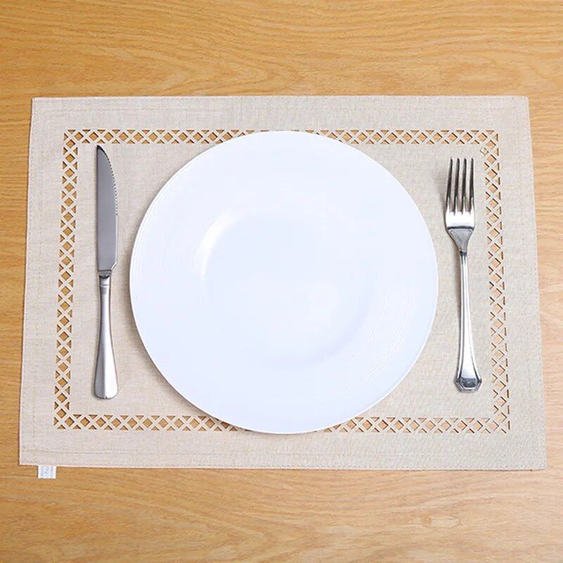 Elegant Hollow Edge Placemats Set - Polyester, Washable, 13x18 Inch - Set of 4