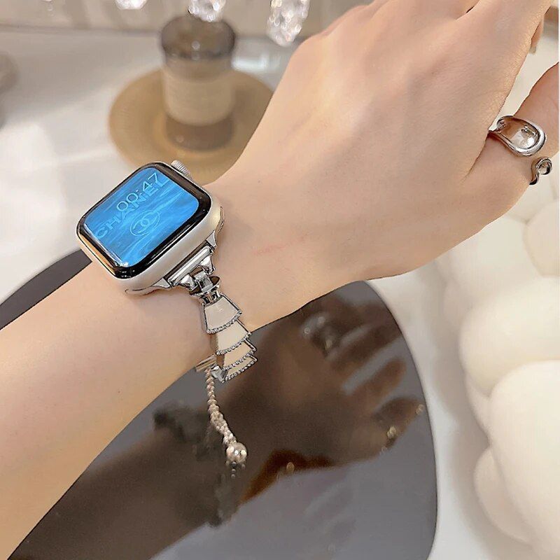 Luxury Metal Lady Wristband for Apple Watch - Elegant Women's Bracelet Strap