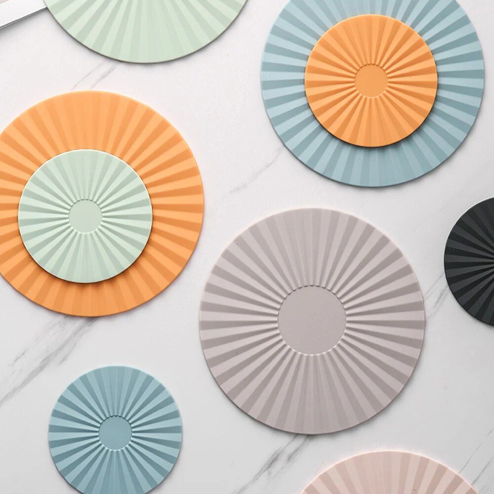 Modern Nordic Silicone Placemats - Round, Heat Resistant, Non-Slip Table Mats