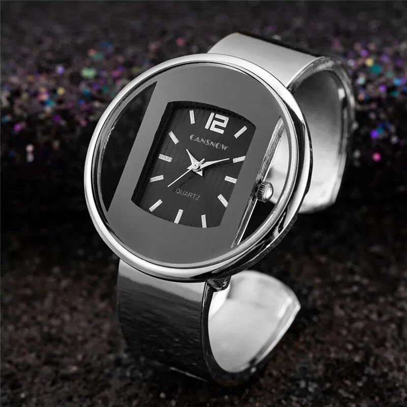 Stylish Quartz Wristwatch