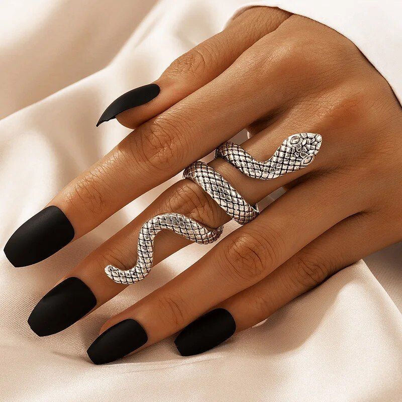 Adjustable Cobra Spirit Ring - Trendy Snake-Shaped Mood Ring for Women