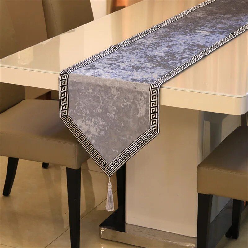 Elegant Modern Velvet Table Runner - Perfect for Home and Hotel