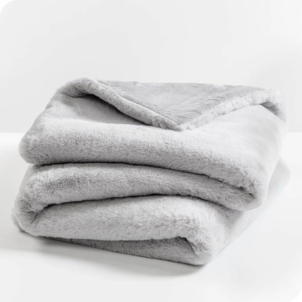 Ultra-Soft Luxurious - Cozy Warm Blanket