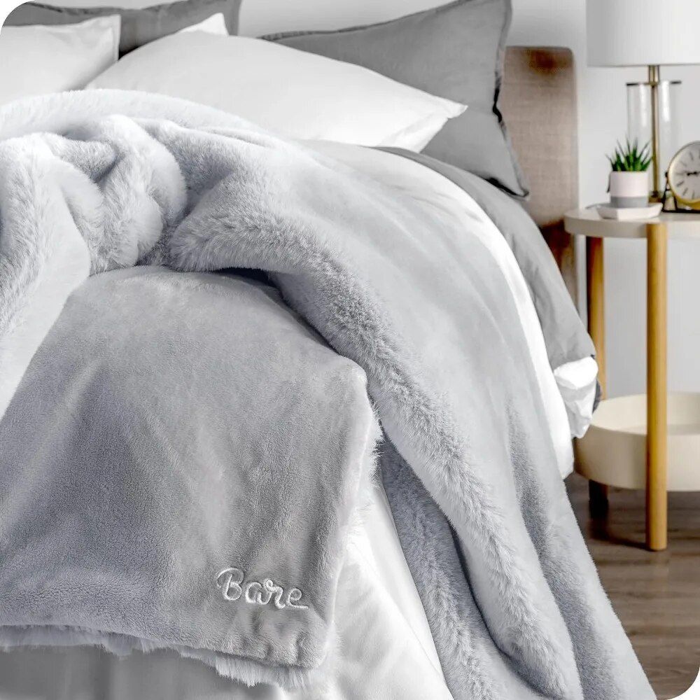 Ultra-Soft Luxurious - Cozy Warm Blanket