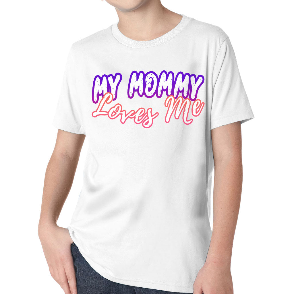 My Mom Loves Me Kids' Classic Fit T-Shirt - Kawaii T-Shirt - Themed Classic Fit Tee