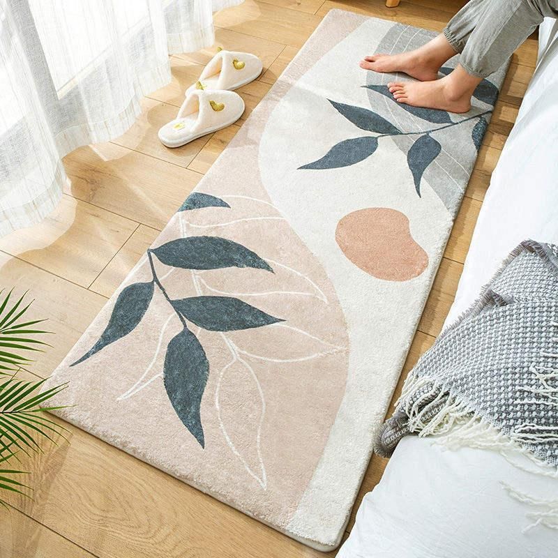 Luxurious Nordic-Inspired Fluffy Carpet with Tropical Plant Patterns