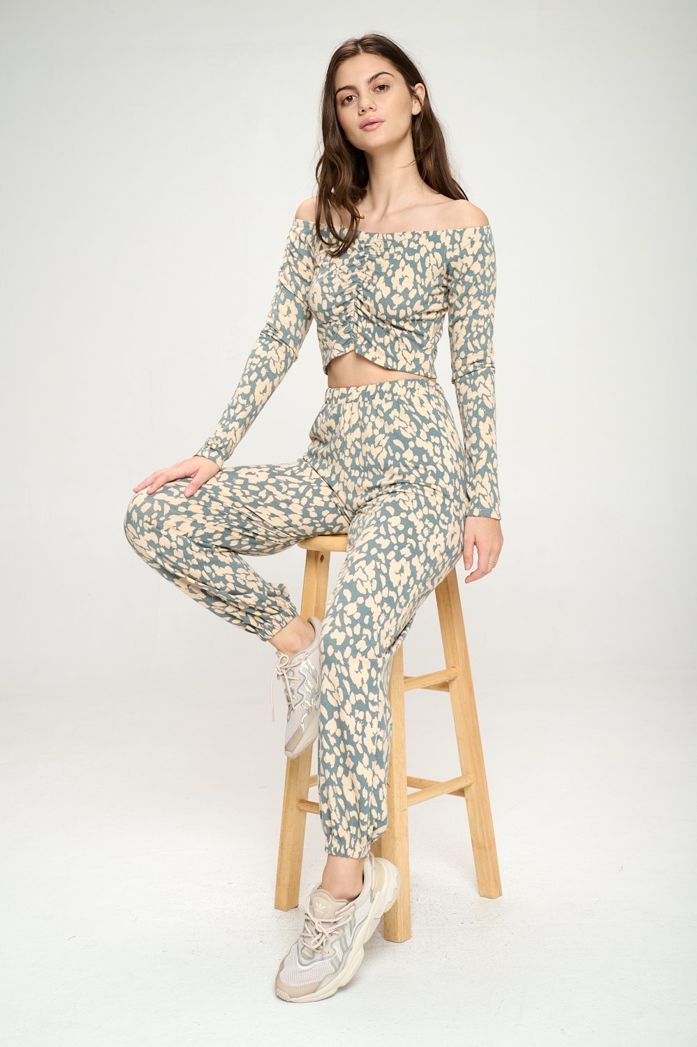 Jogger and Off Shoulder Top Lounge Wear Set Leopard