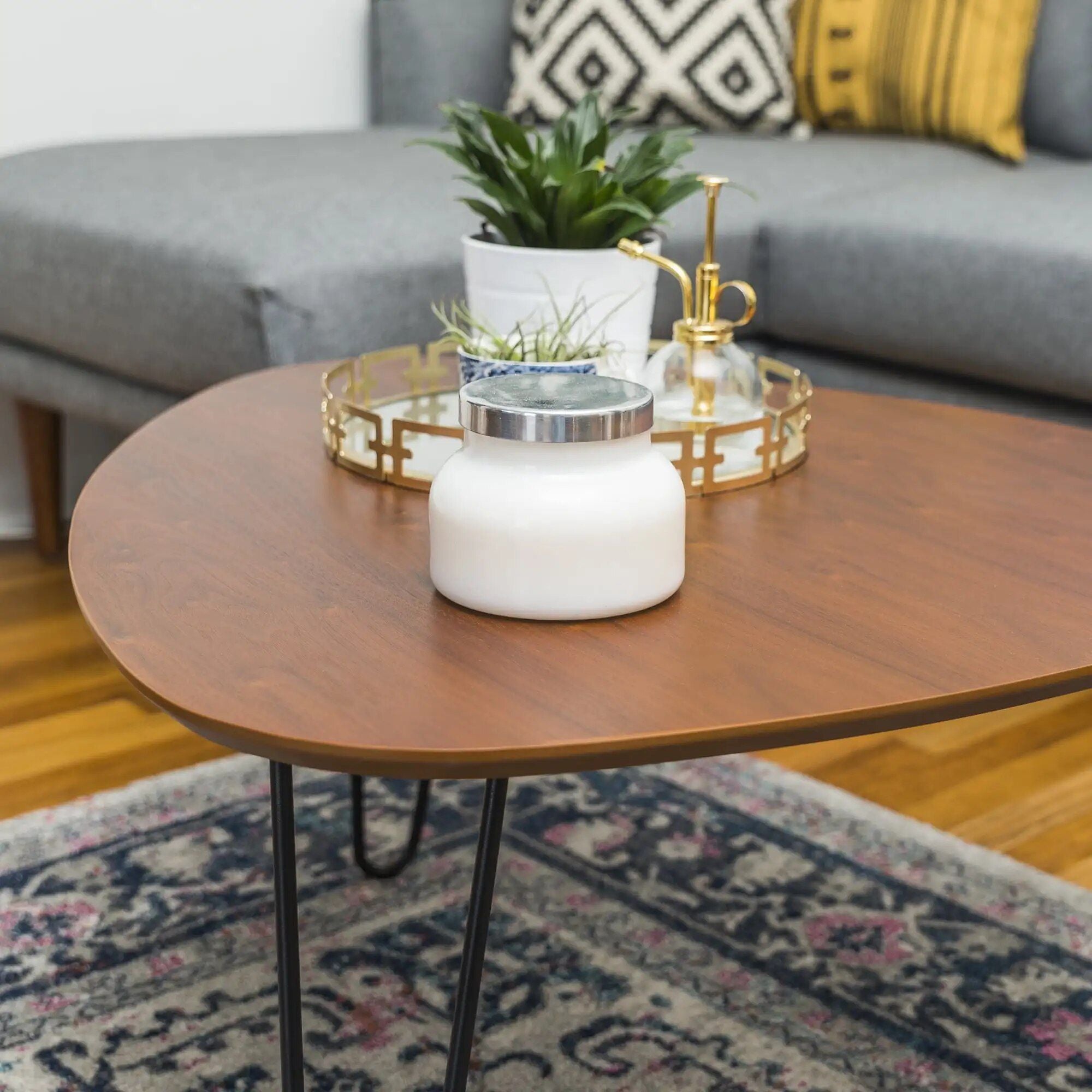 Bohemian Elegance Hairpin Leg Coffee Table, Walnut Finish