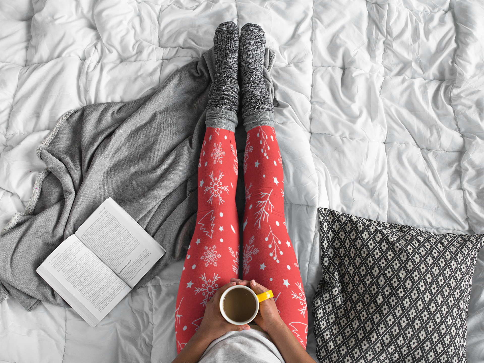 Red Christmas leggings