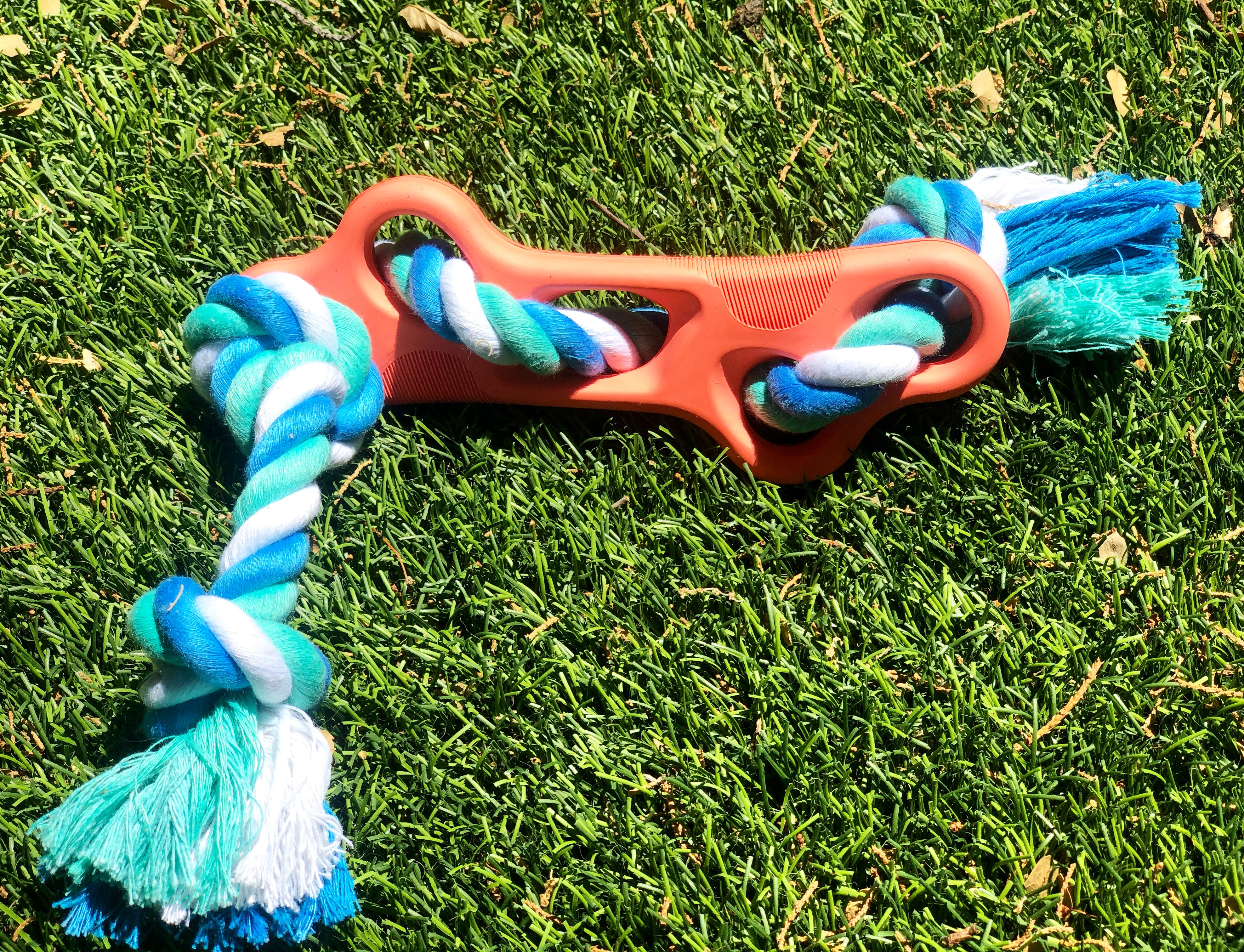 Rubber Bone Chew Toy with Tug Rope - Zomdo Marketplace | Zomdo.com