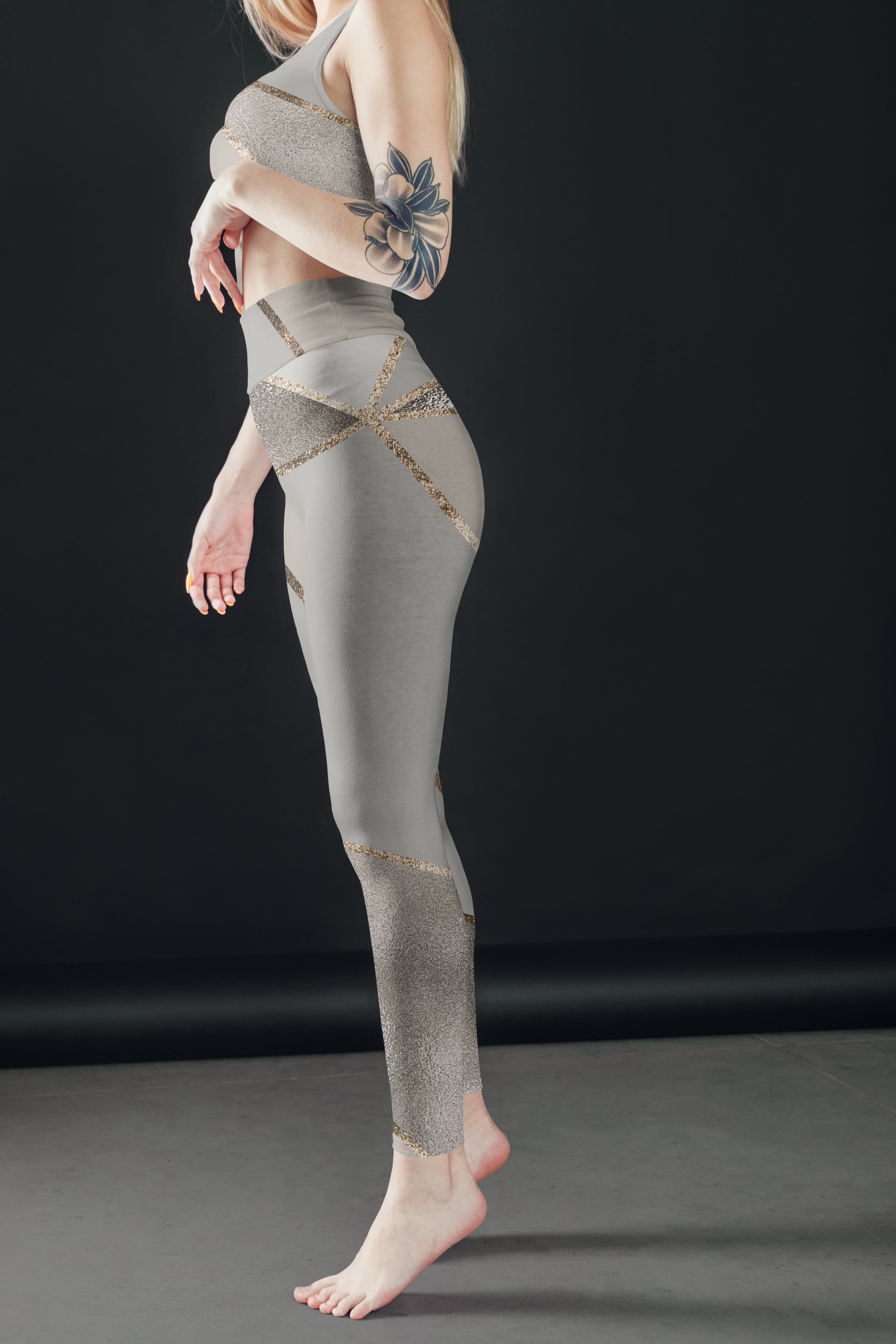 Silver Gold Geometry leggings, Capris and Shorts