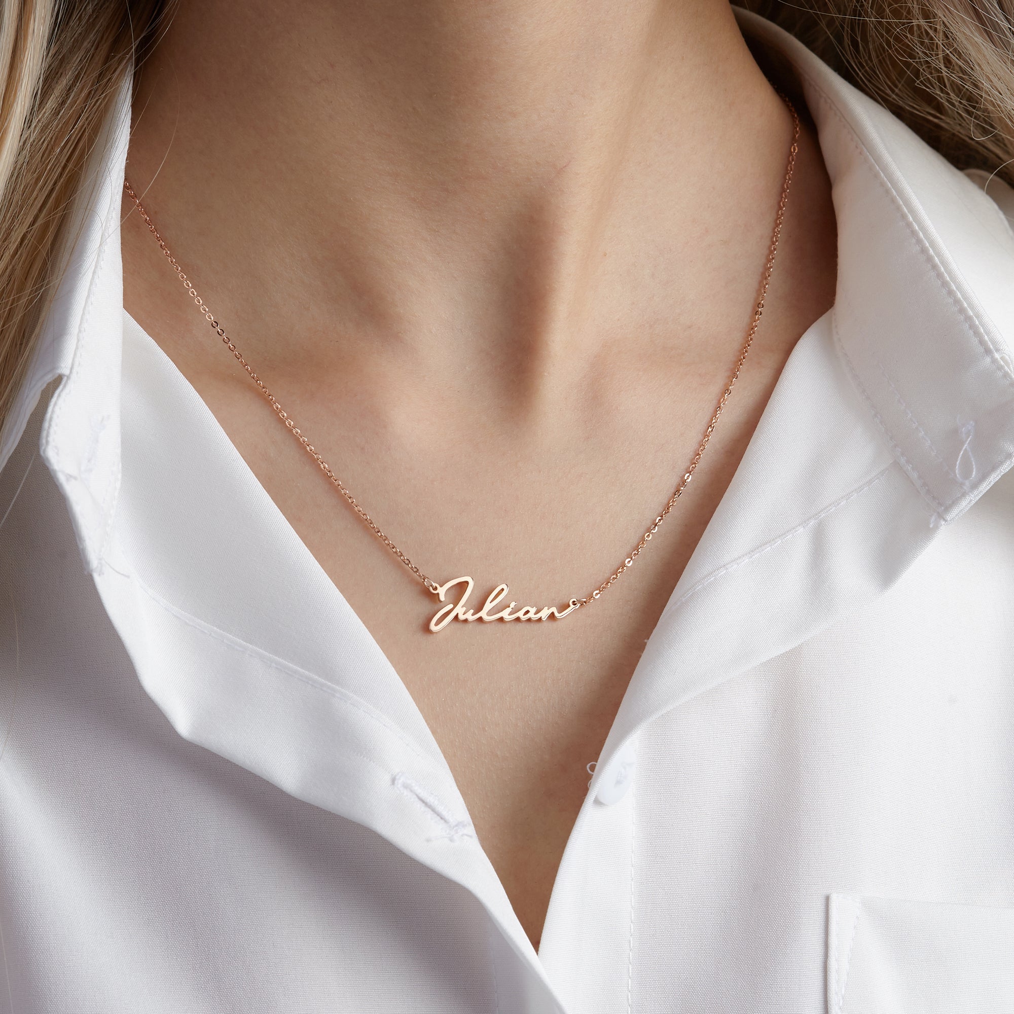 Custom Nameplate Necklace Cursive