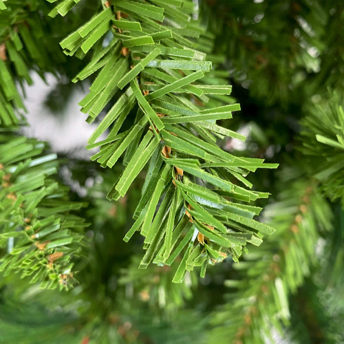 Upside Down Christmas Tree1500 branch tips with Red Artificial Berries