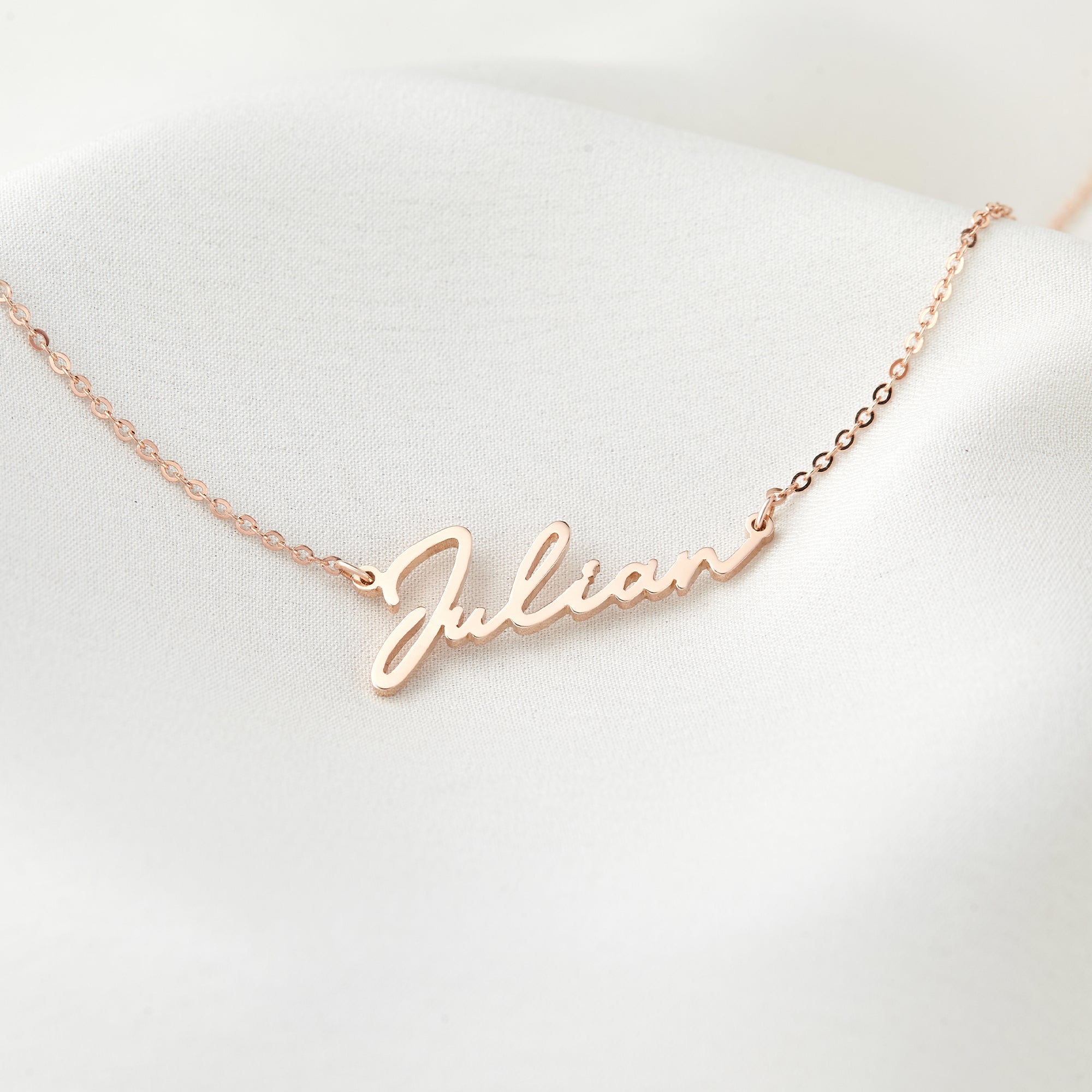 Custom Nameplate Necklace Cursive