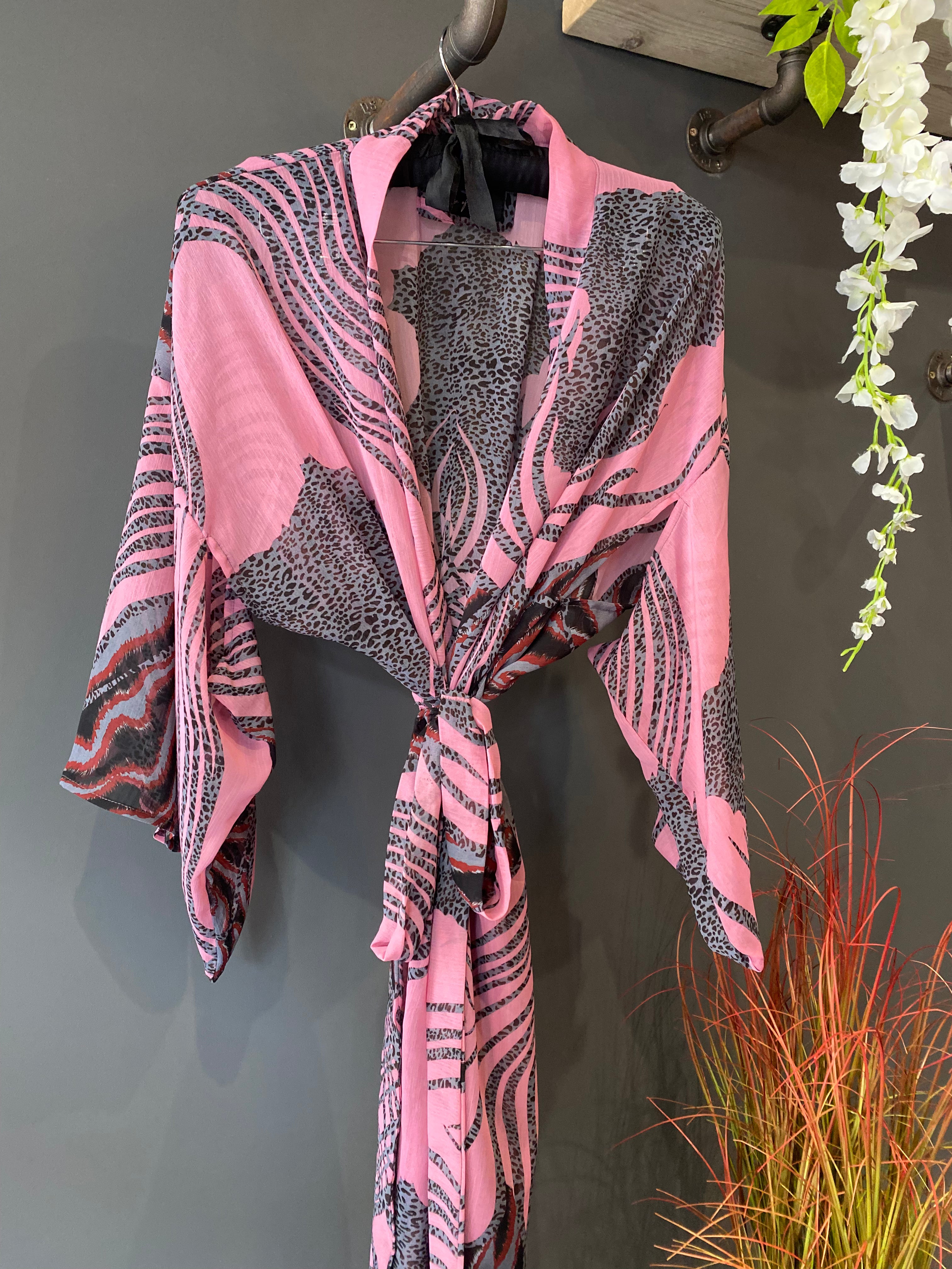 Pink Zizzi Kimono