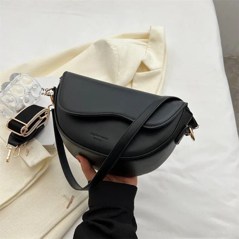 2023 Retro Chic Half Moon Crossbody Bag for Women