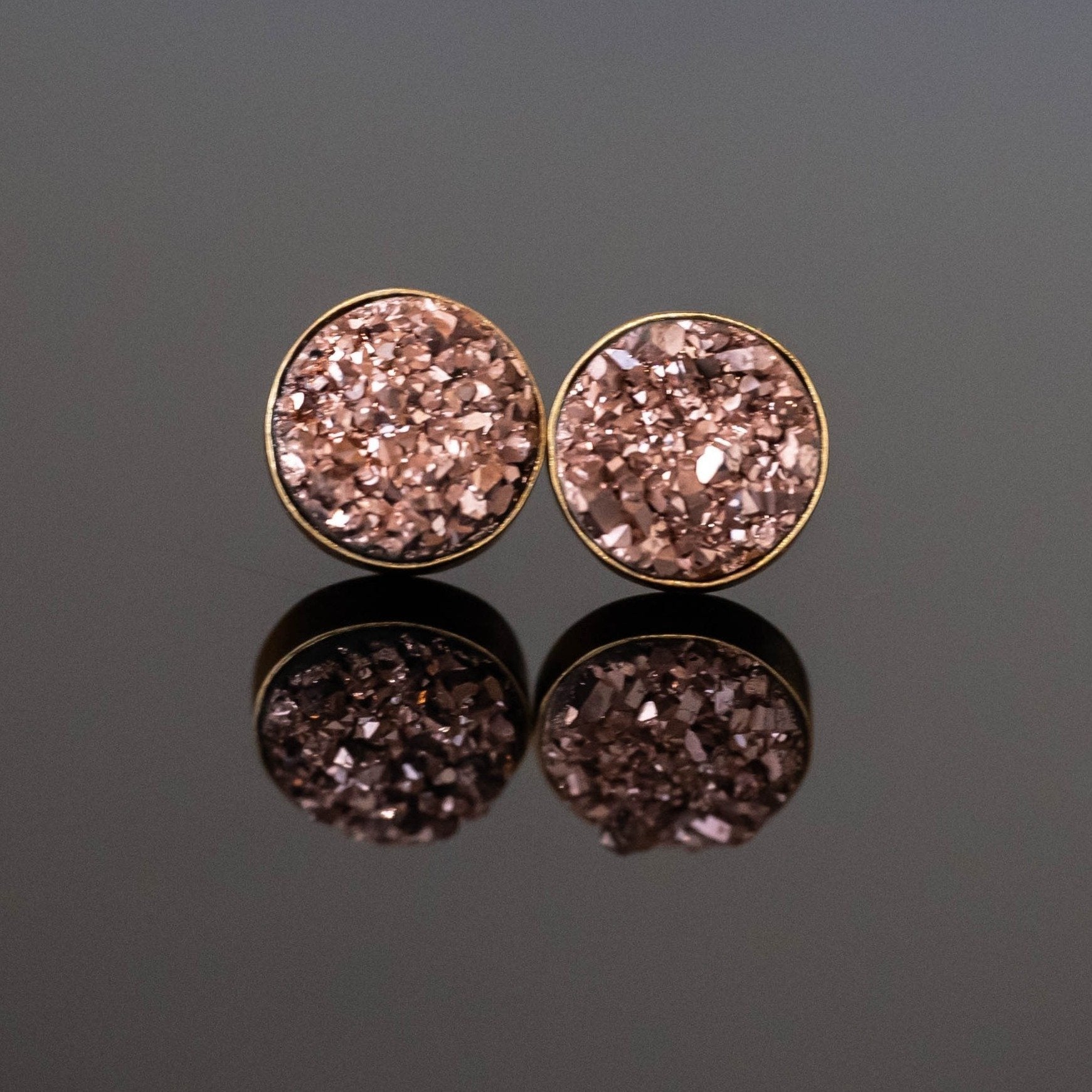 Salome Druzy Round Studs | Sapphire Maple