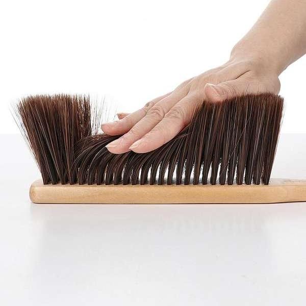 Eco-Friendly Microfiber Soft Sweep Bed Brush for Dust Removal