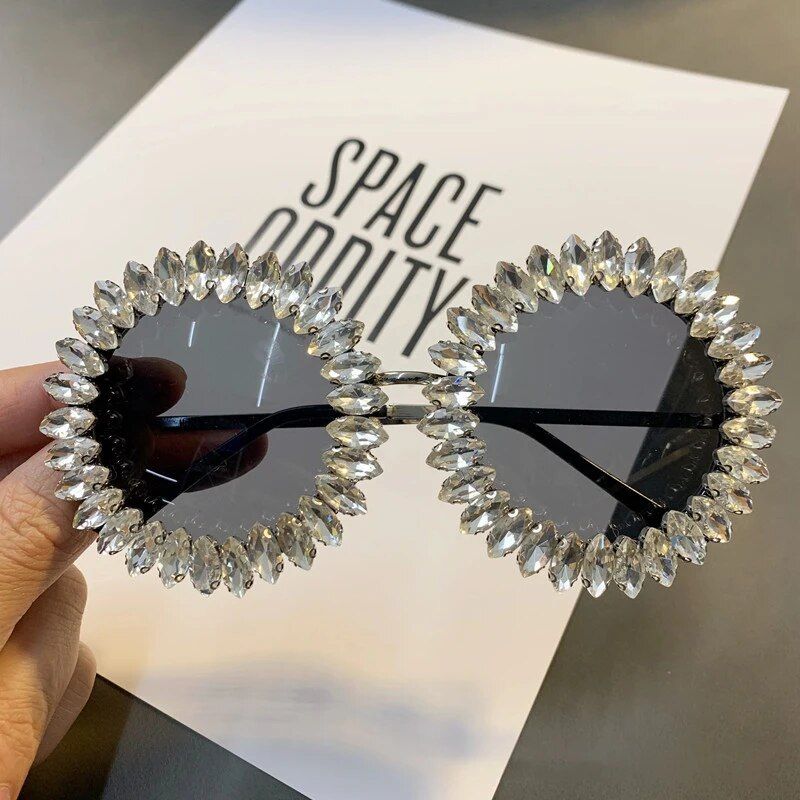 Luxury Crystal Round Sunglasses - Fashionable Rhinestone Eyewear for Women