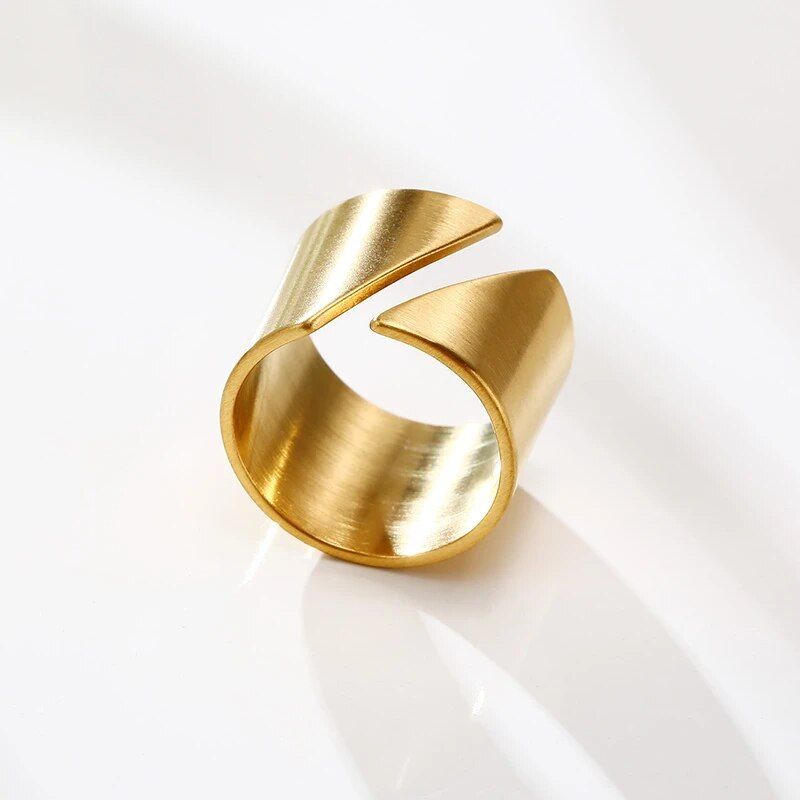 Gold Color Geometric Stainless Steel Wedding Bands, 15mm Wide Fashionable Cocktail Rings