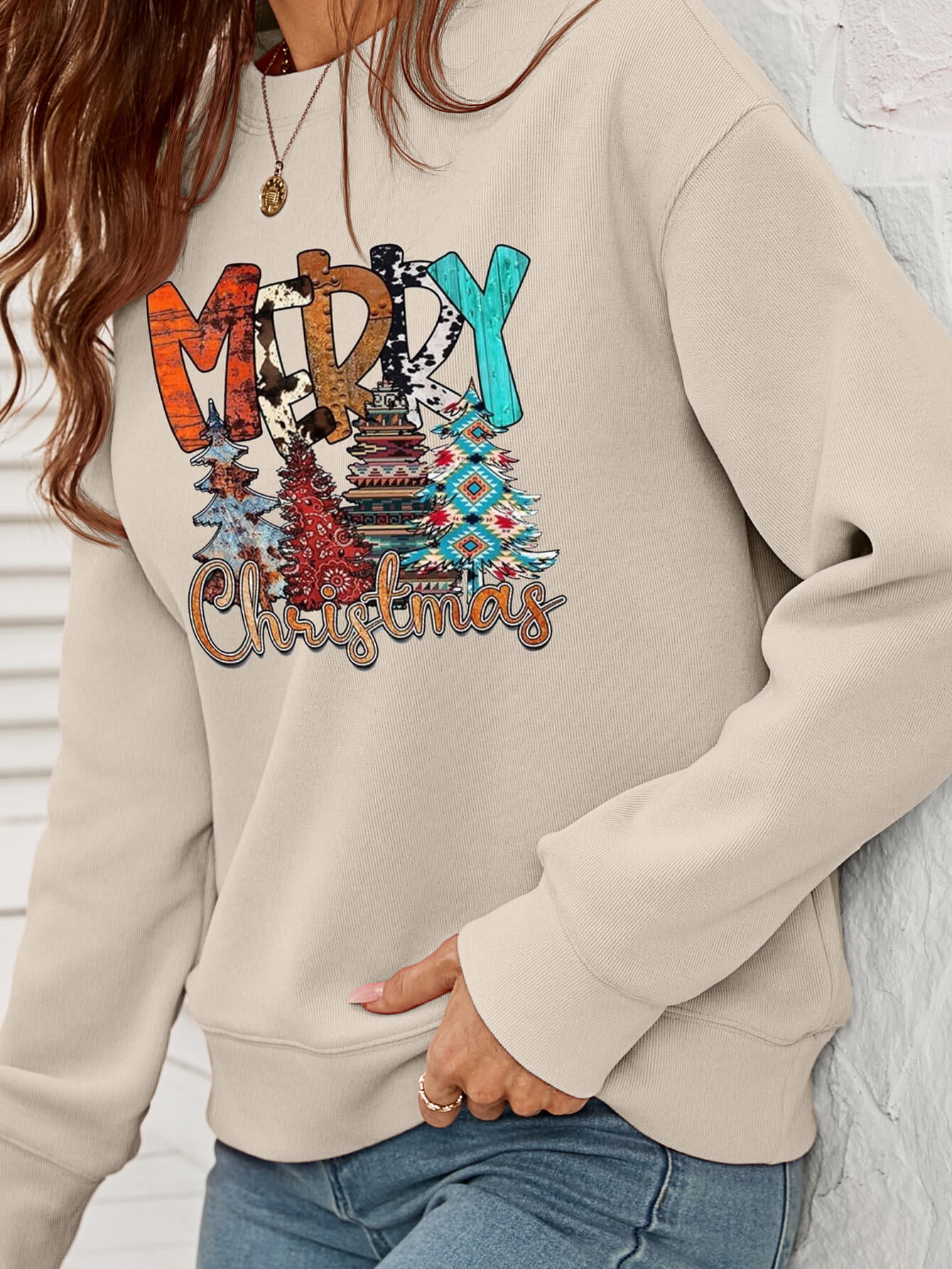 MERRY CHRISTMAS Graphic Crewneck Sweatshirt