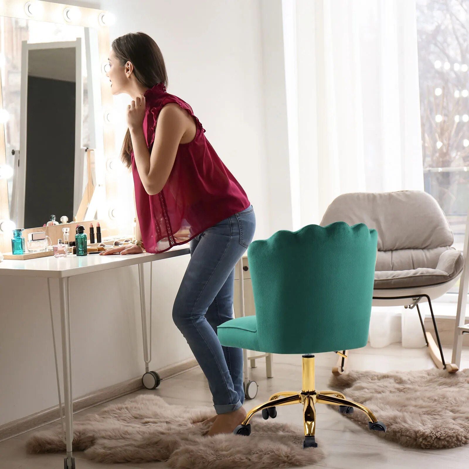 Chic Green Velvet Swivel Desk Chair: Ergonomic, Adjustable, and Rolling