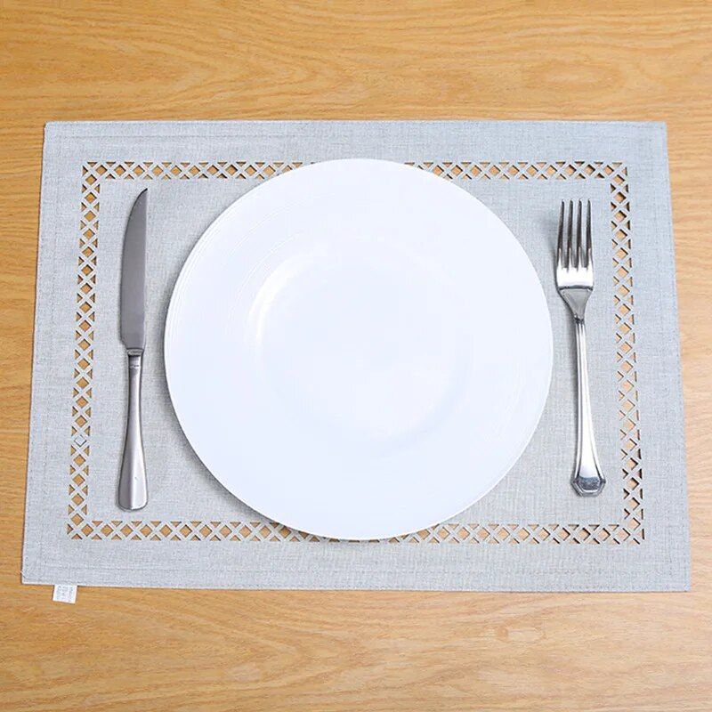 Elegant Hollow Edge Placemats Set - Polyester, Washable, 13x18 Inch - Set of 4