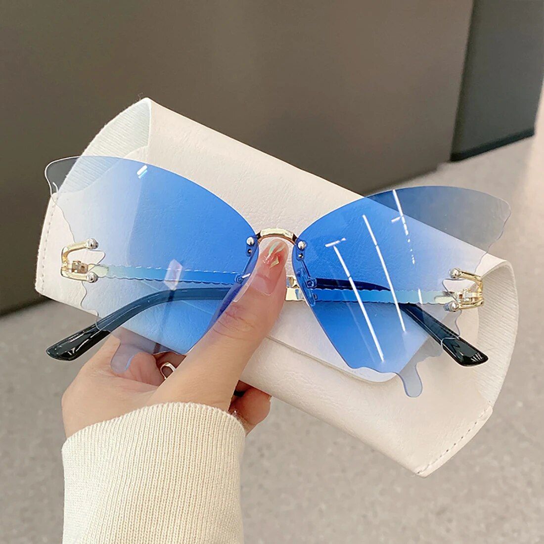 Chic Gradient Butterfly Sunglasses - UV Protection, Rimless Metal Design for Women