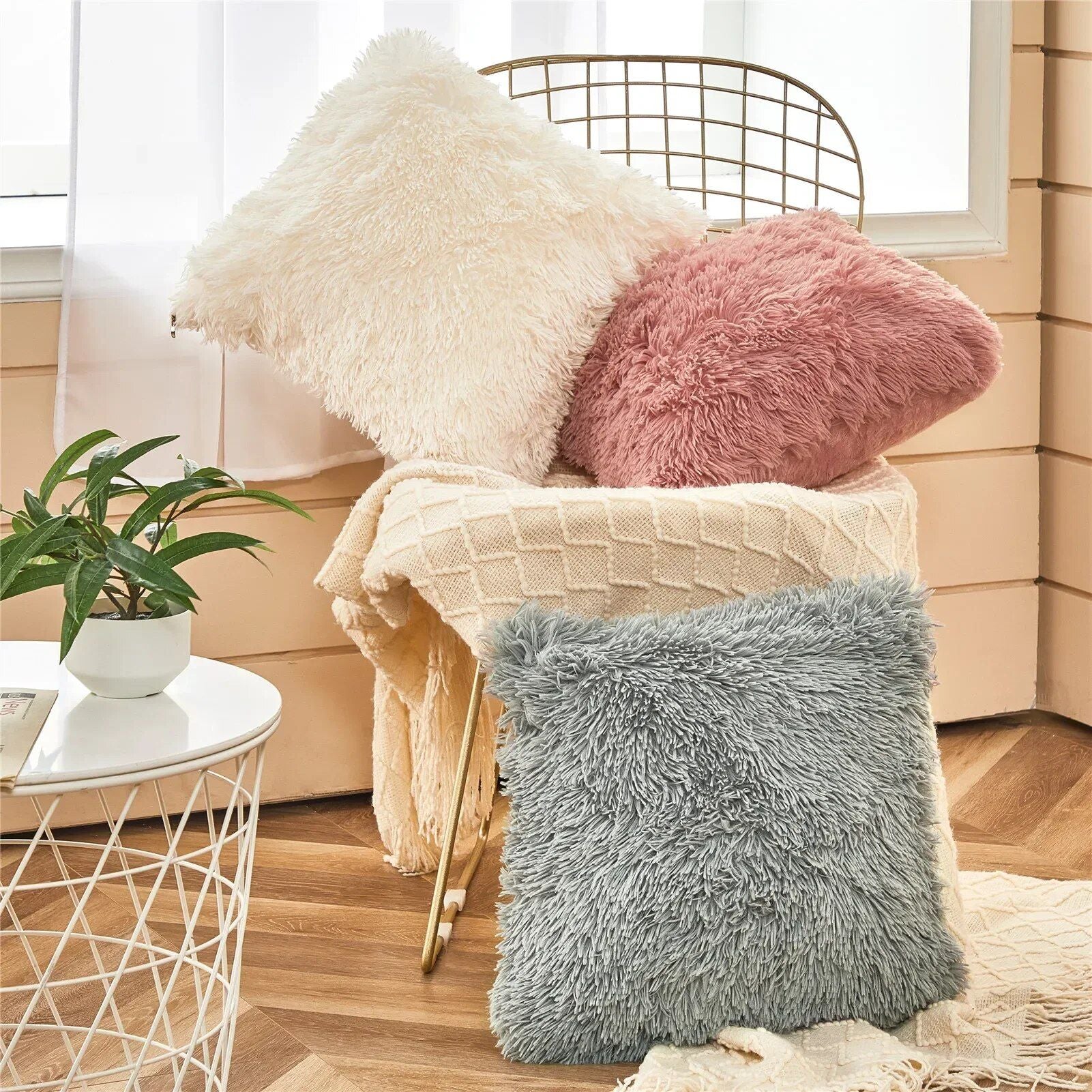 Luxurious Plush Fur Cushion Cover