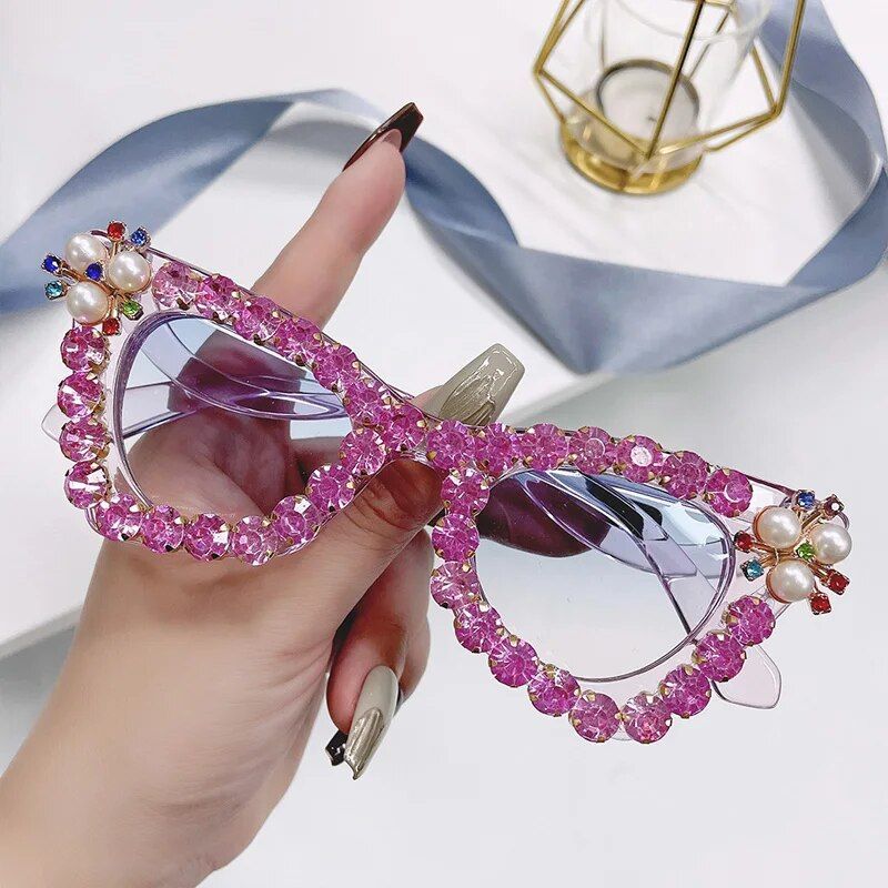 Chic Cat Eye Rhinestone Sunglasses