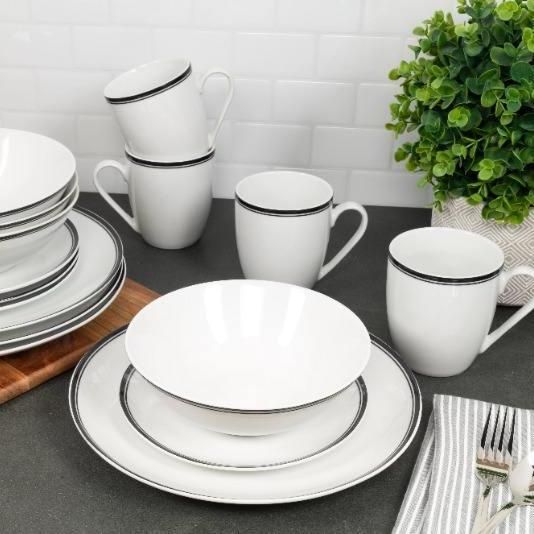 Elegant Black 16-Piece Ceramic Dinnerware Set