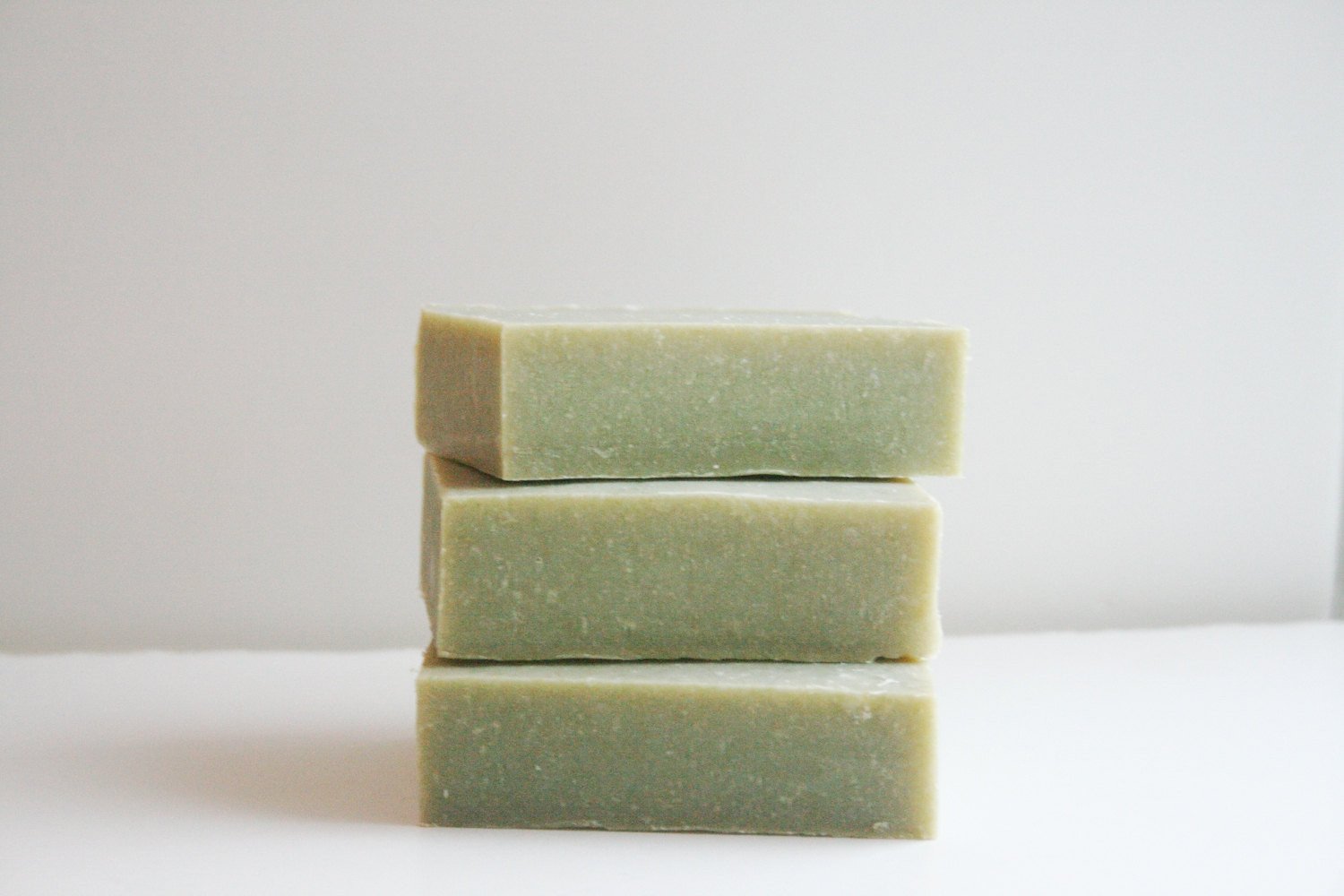 Cedarwood Sage Soap | Maroon Oliver