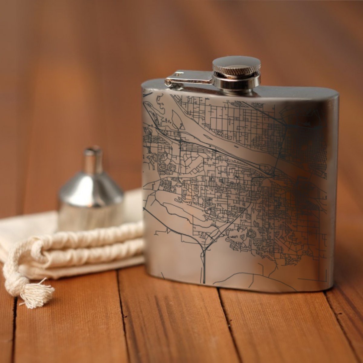 Kennewick - Washington Map Hip Flask | Cyan Castor