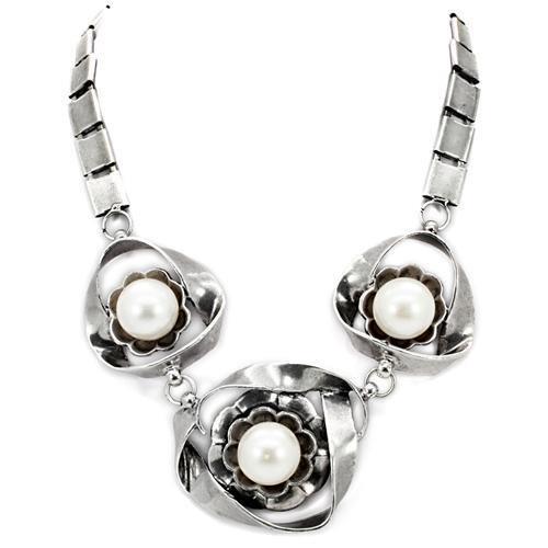 LO1867 - Antique Silver White Metal Necklace with Synthetic Pearl in