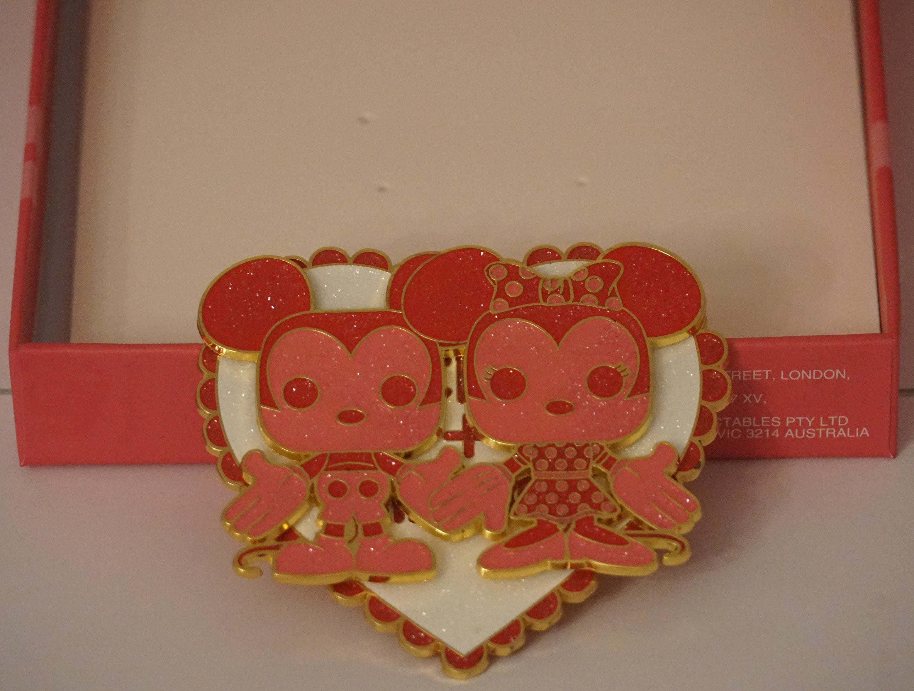 Pop Pin! Disney: Valentine's Day Glitter Mickey & Minnie SPO Exclusive