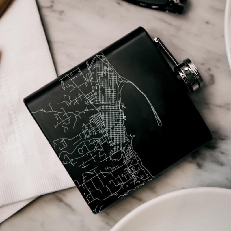 Port Angeles - Washington Map Hip Flask in Matte Black | Cyan Castor
