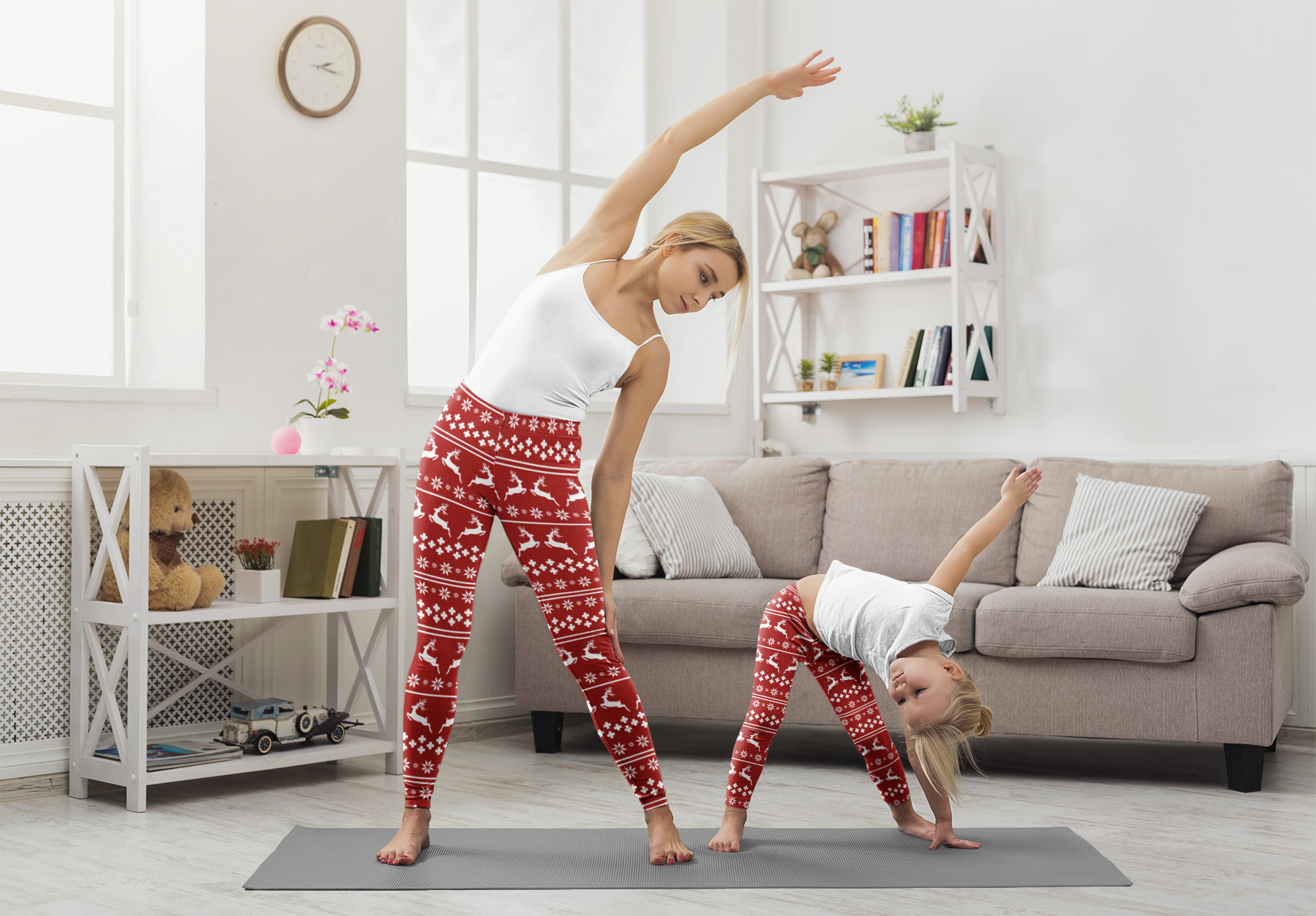 Red Christmas leggings